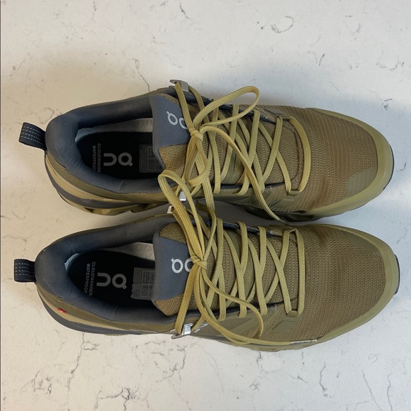 On Running Cloudwander Waterproof Hunter Safari Mens Size 9.5 Worn a Few Times - Picture 10 of 17